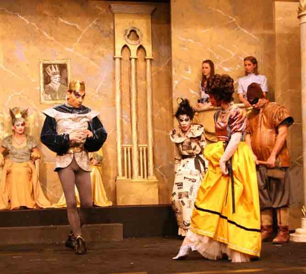 'A Kiss for Cinderella' von James M. Barry, Pegasus-Theater 2011